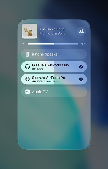 Екран на AirPlay на iPhone, показващ как лесно да споделяш аудио между два комплекта AirPods
