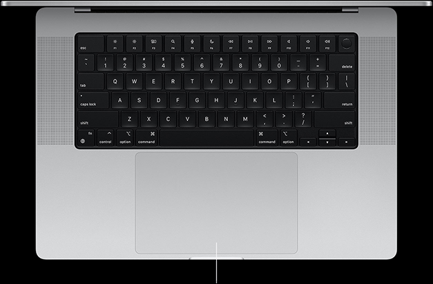 Pohled shora na otevřený 16palcový MacBook Pro ukazuje Force Touch trackpad umístěný pod klávesnicí