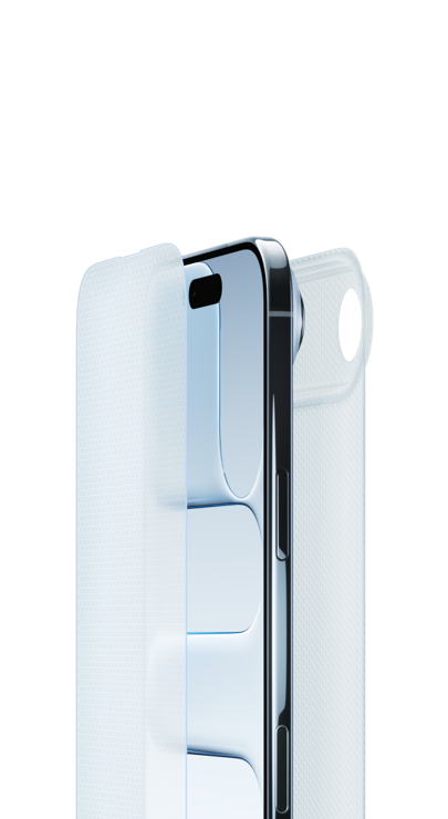 Il Ceramic Shield staccato da un iPhone.